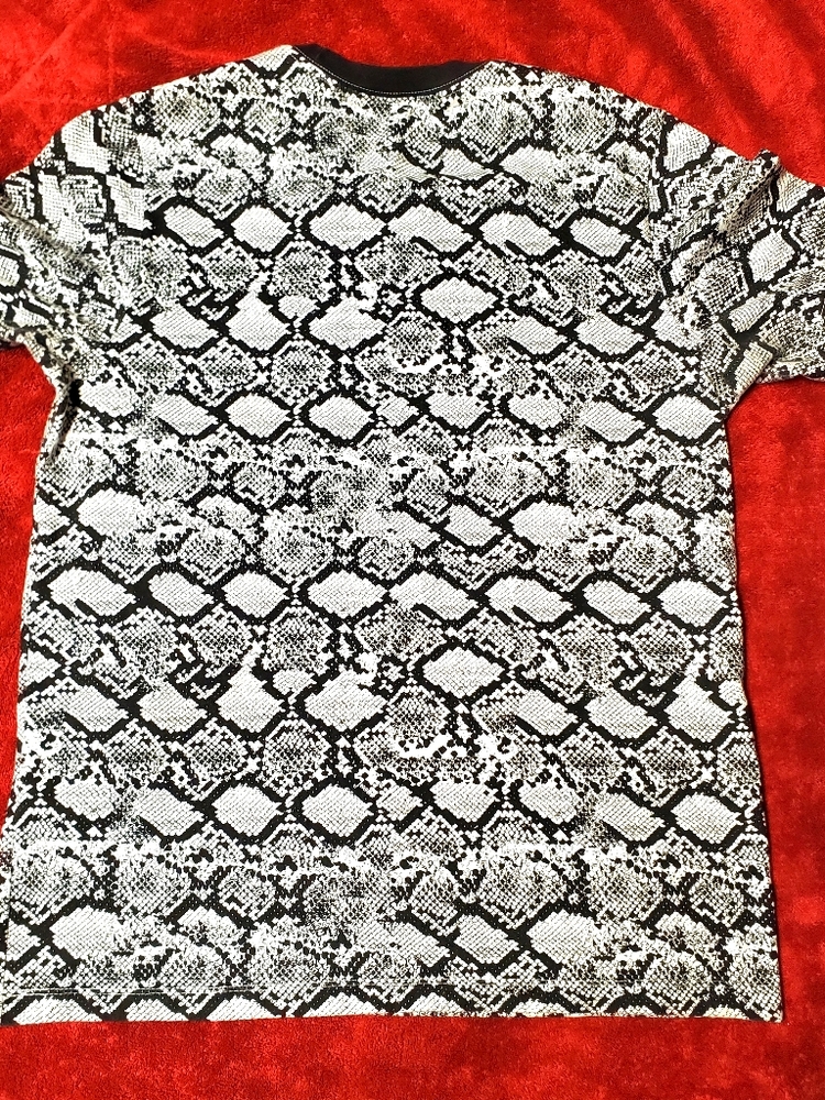 🔥Nike 'Python' Tee - Picture 5 of 6